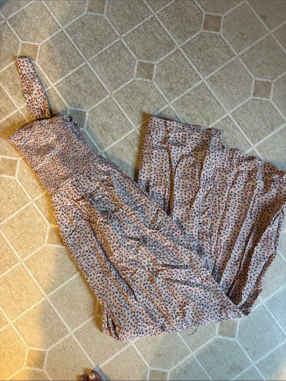 Dokotoo Floral Cream Sleeveless Wide-Leg Jumpsuit - Picture 2 of 4
